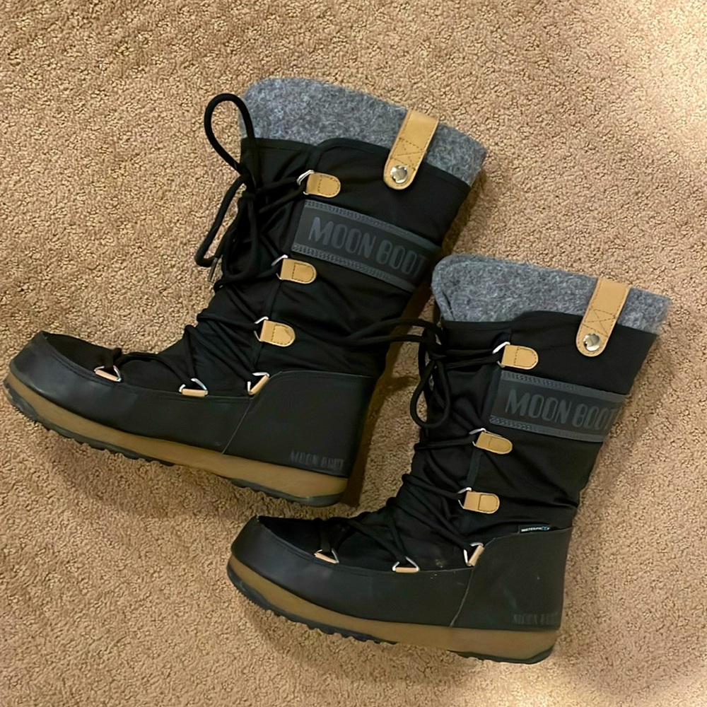 Monaco Moon boots